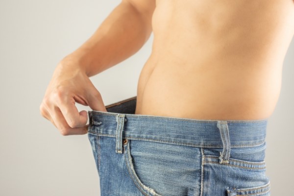 フィナステリドの服用でたたない状態(勃起不全)に陥るのか|可能性と対処方法も紹介